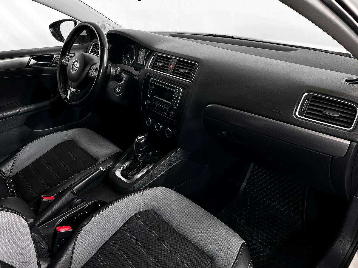 Volkswagen Jetta, 2013 - Фото №10