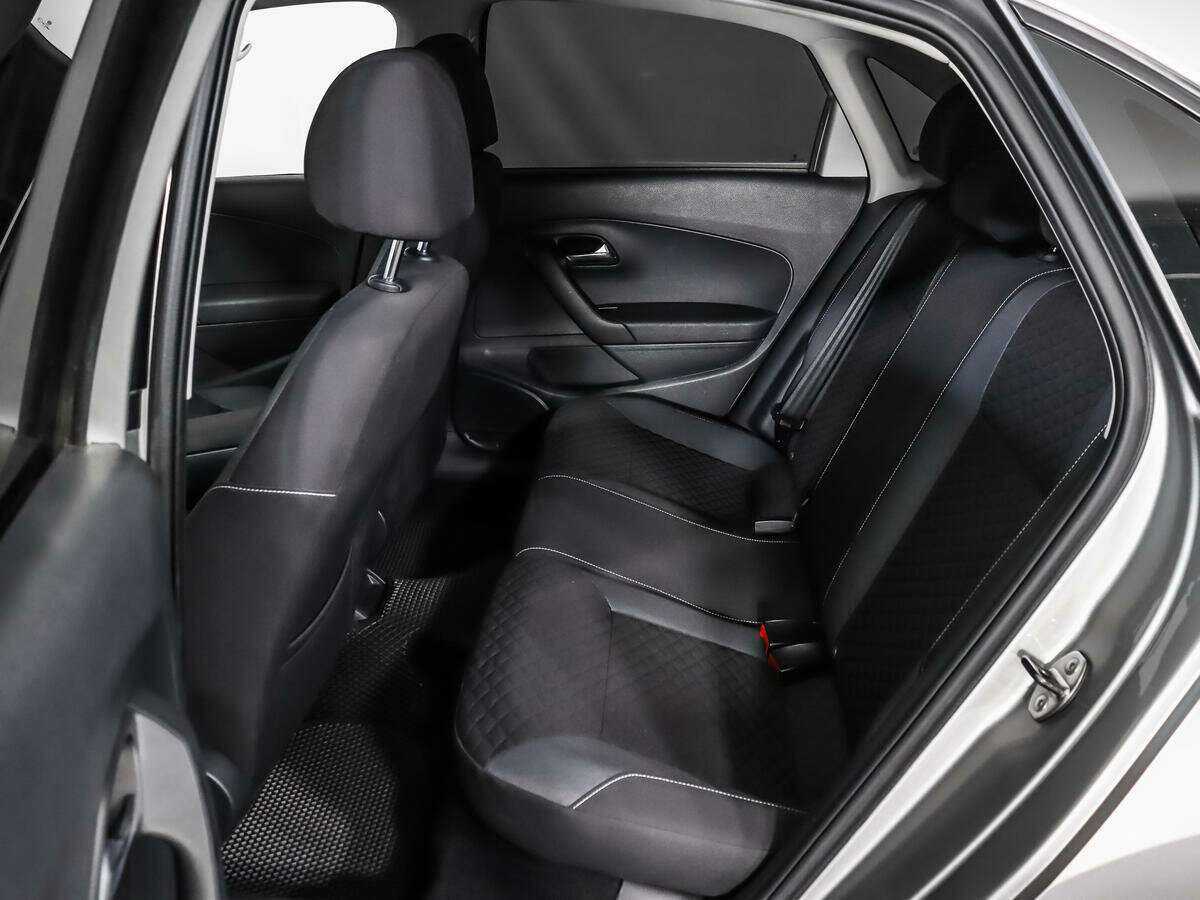 Volkswagen Polo, 2018 - Фото №9