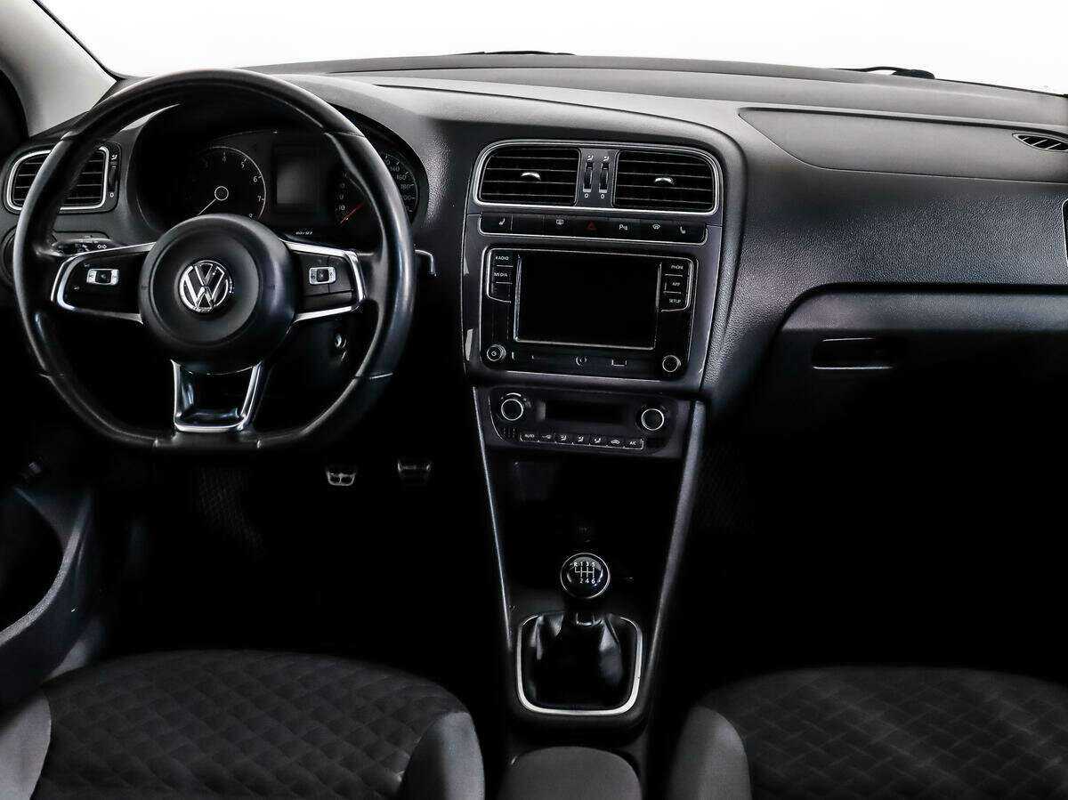 Volkswagen Polo, 2018 - Фото №11
