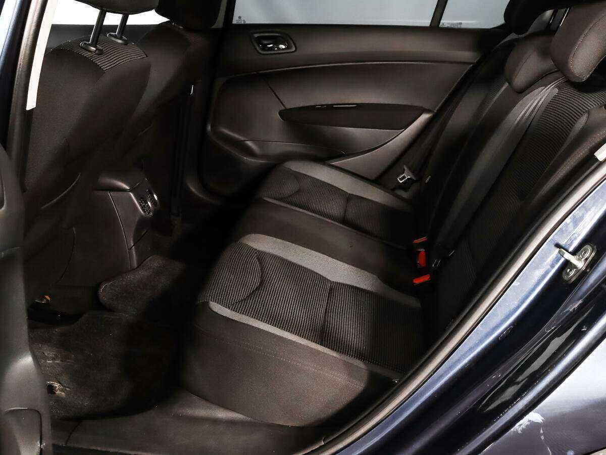Peugeot 408, 2014 - Фото №9