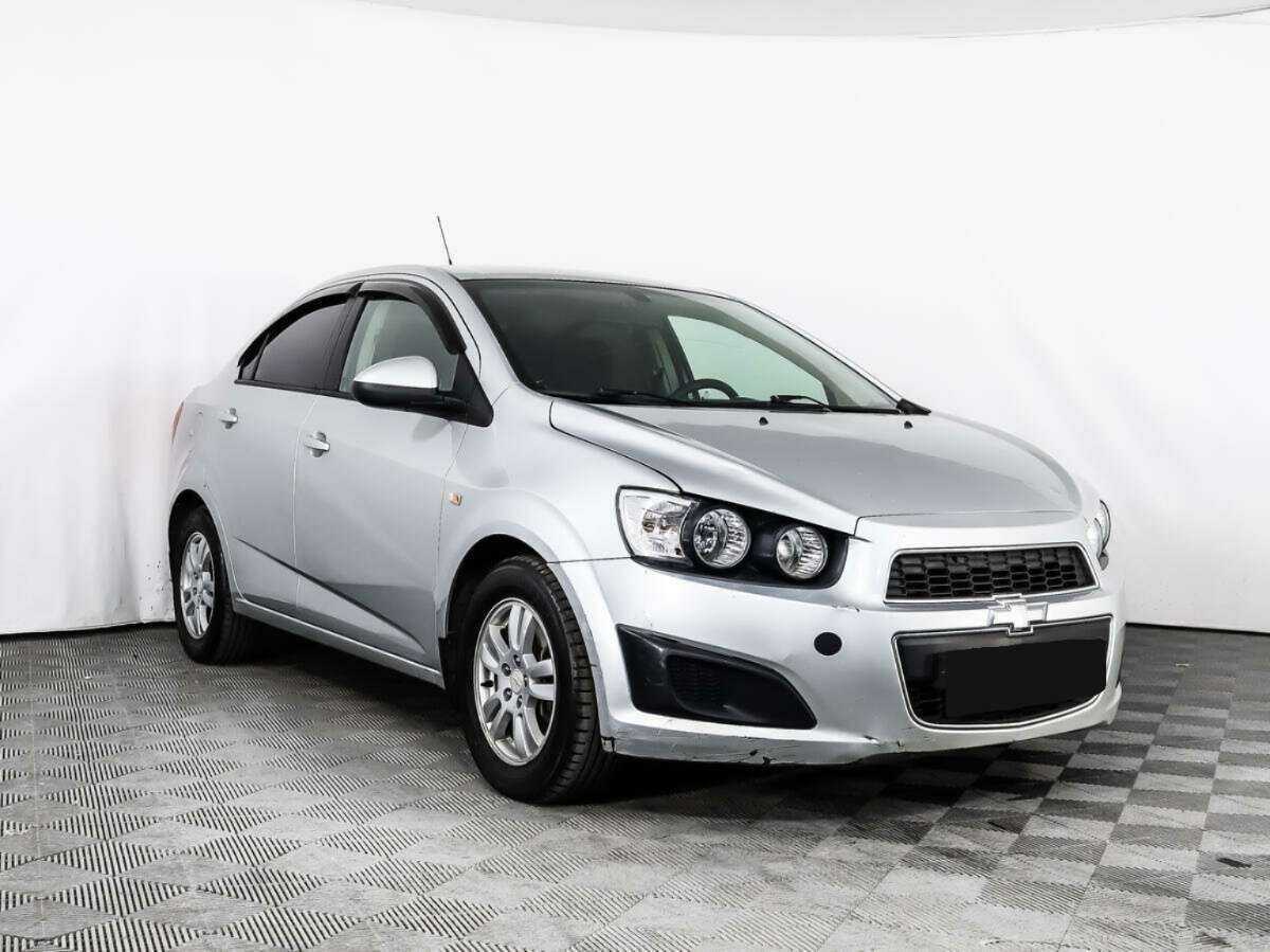 Chevrolet Aveo, 2013 - Фото №2