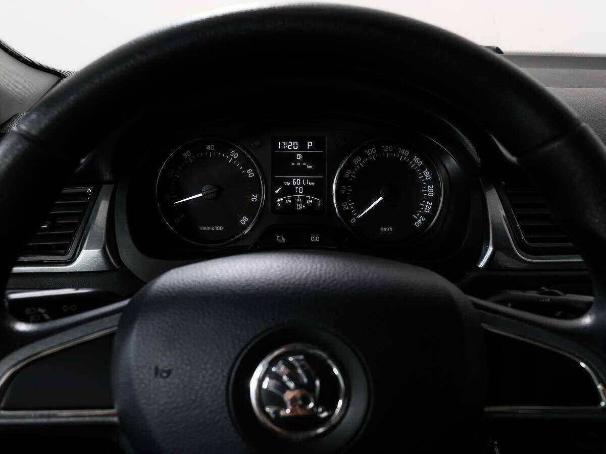 Skoda Rapid, 2014 - Фото №13