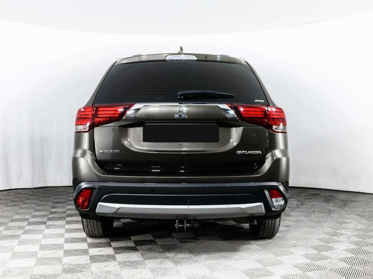 Mitsubishi Outlander, 2018 - Фото №5