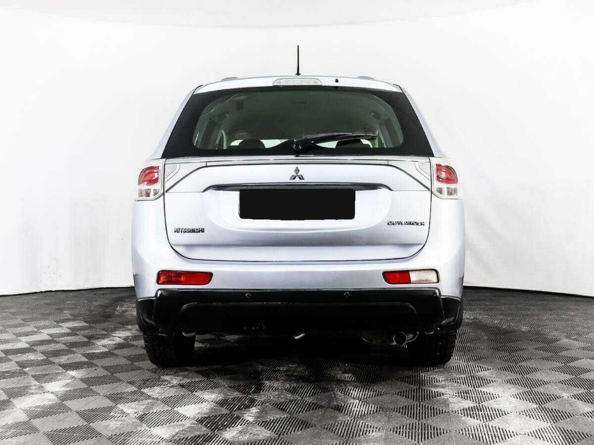 Mitsubishi Outlander, 2012 - Фото №5