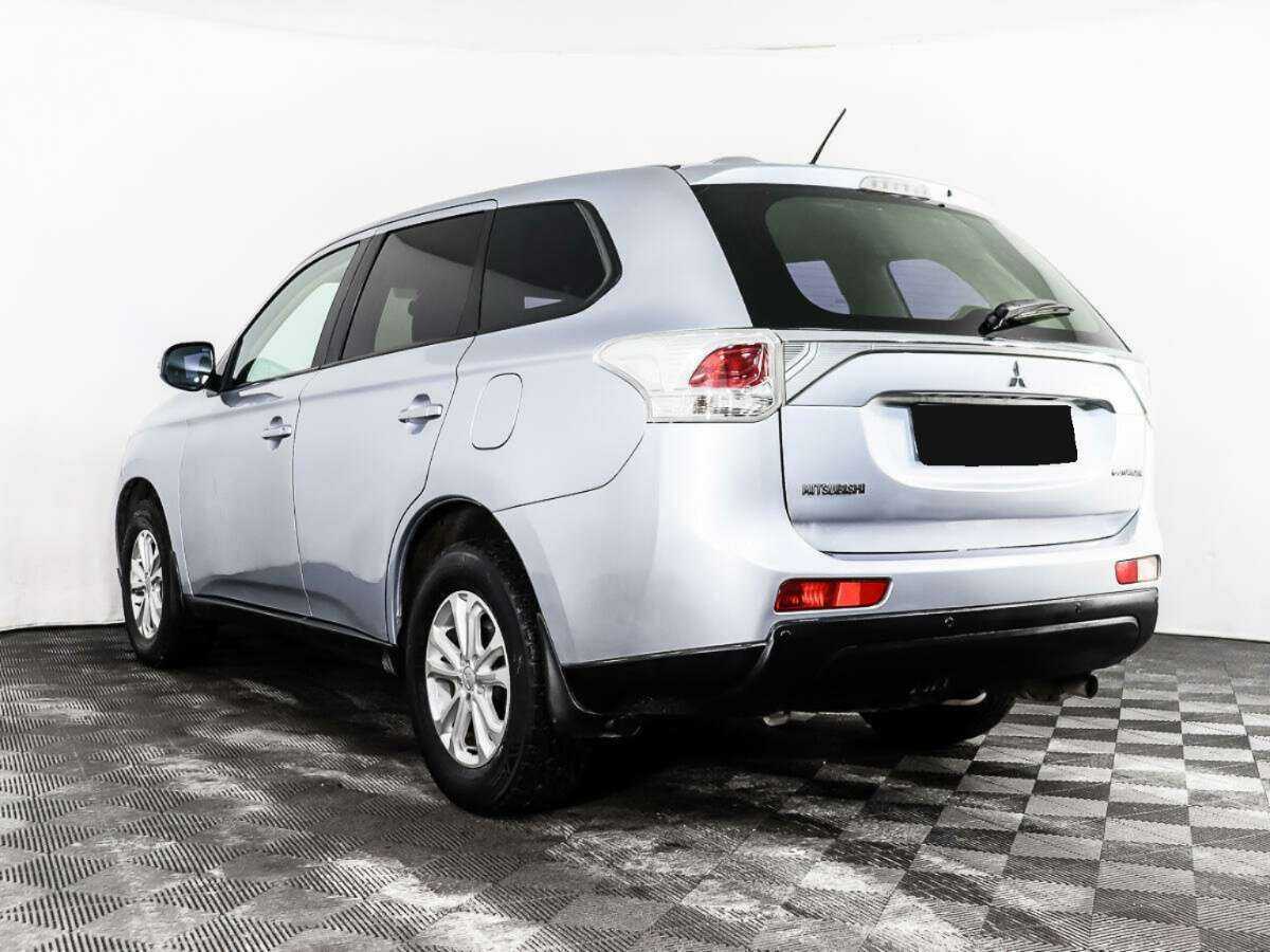 Mitsubishi Outlander, 2012 - Фото №6