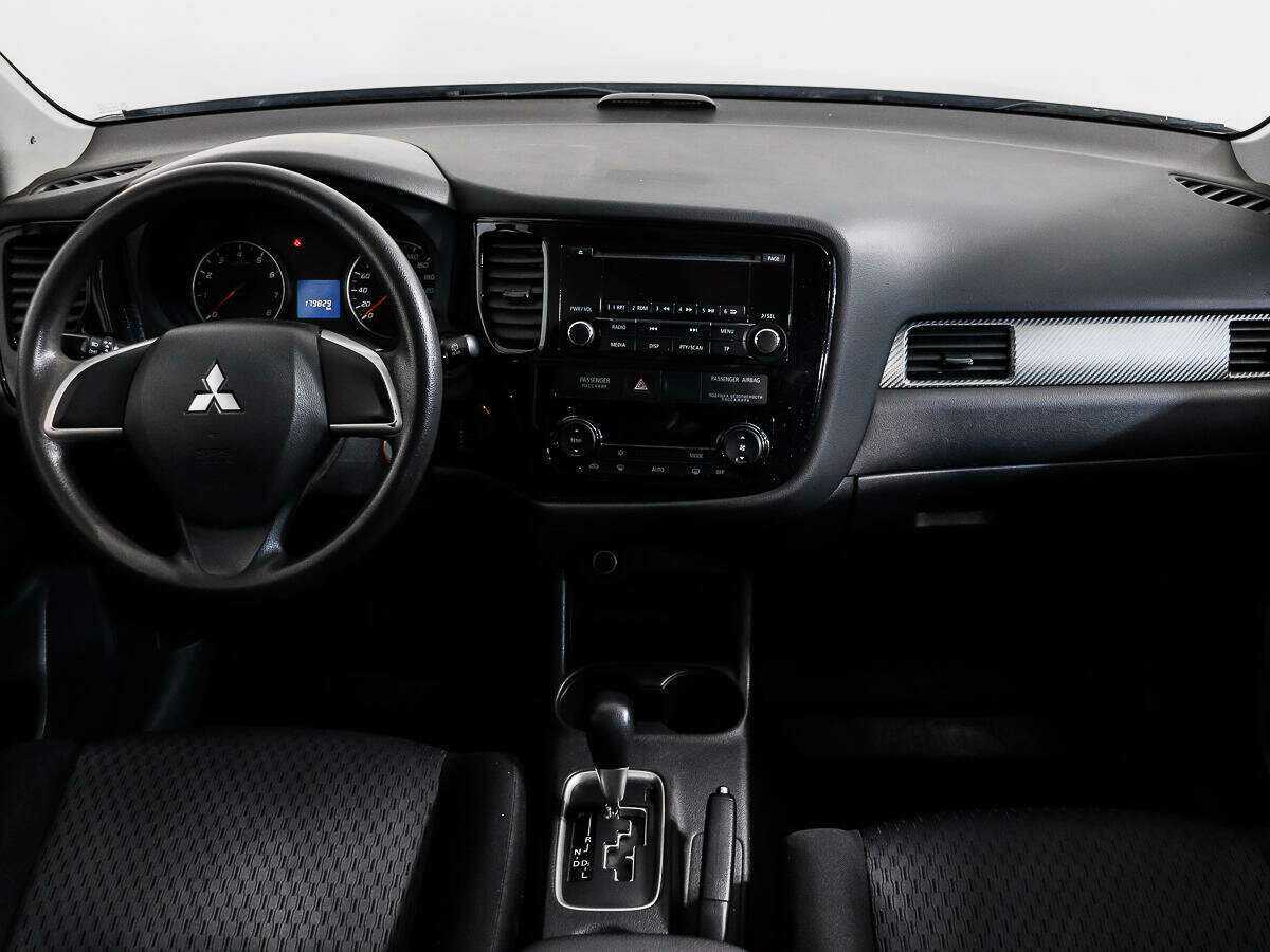 Mitsubishi Outlander, 2012 - Фото №11