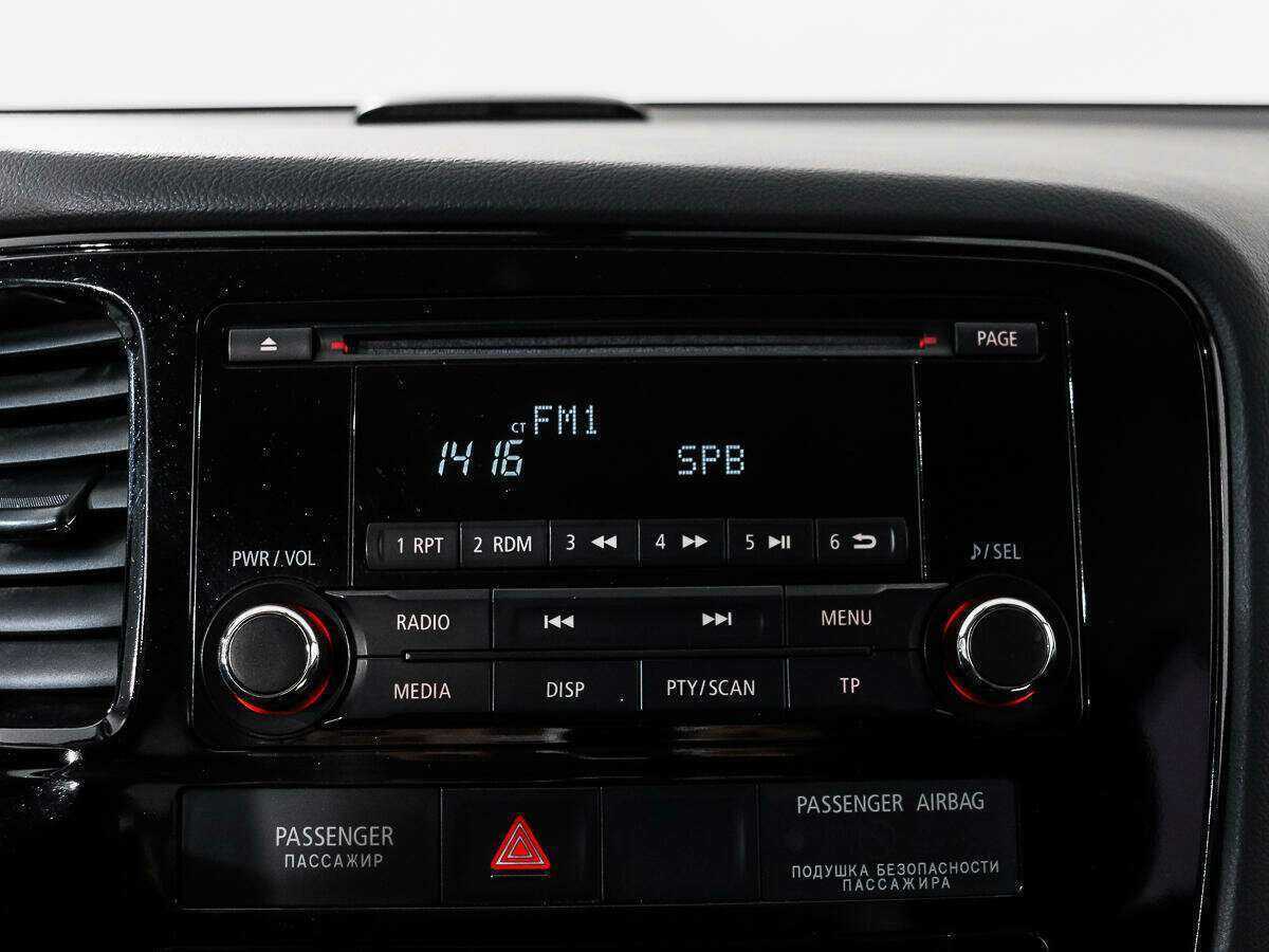 Mitsubishi Outlander, 2012 - Фото №12