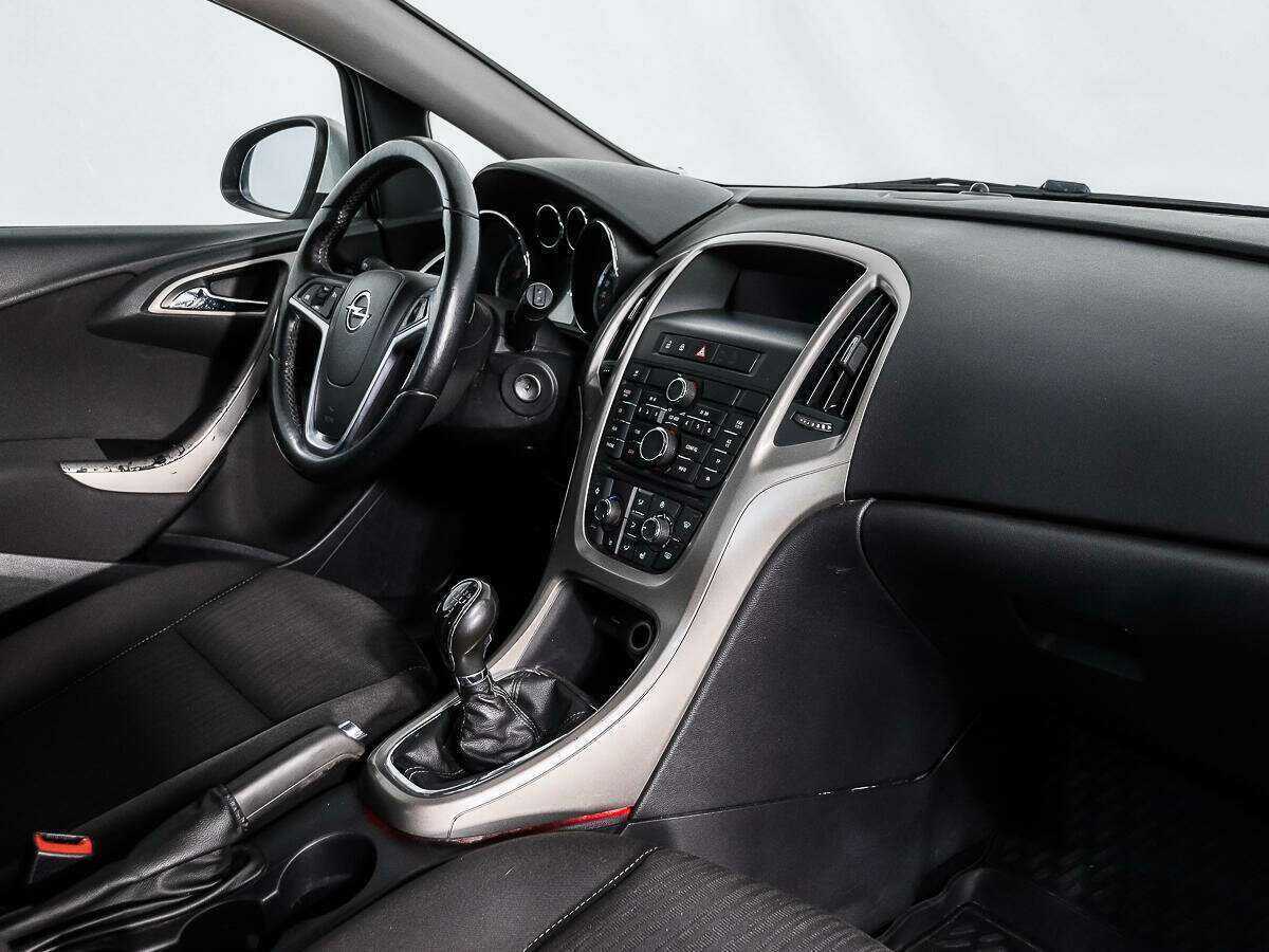 Opel Astra, 2012 - Фото №10
