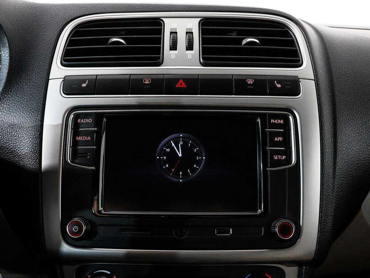 Volkswagen Polo, 2018 - Фото №10