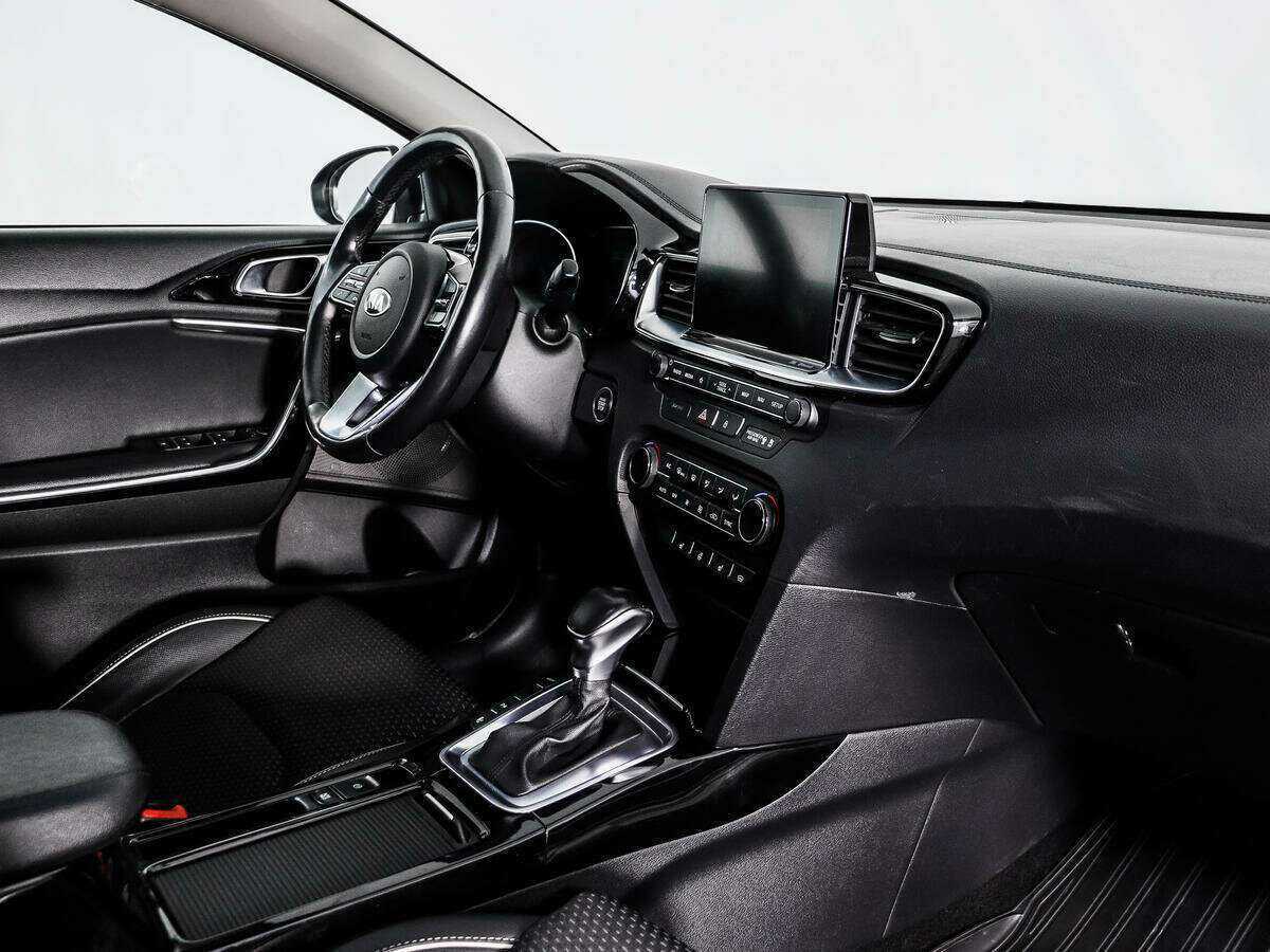 Kia Ceed, 2018 - Фото №14