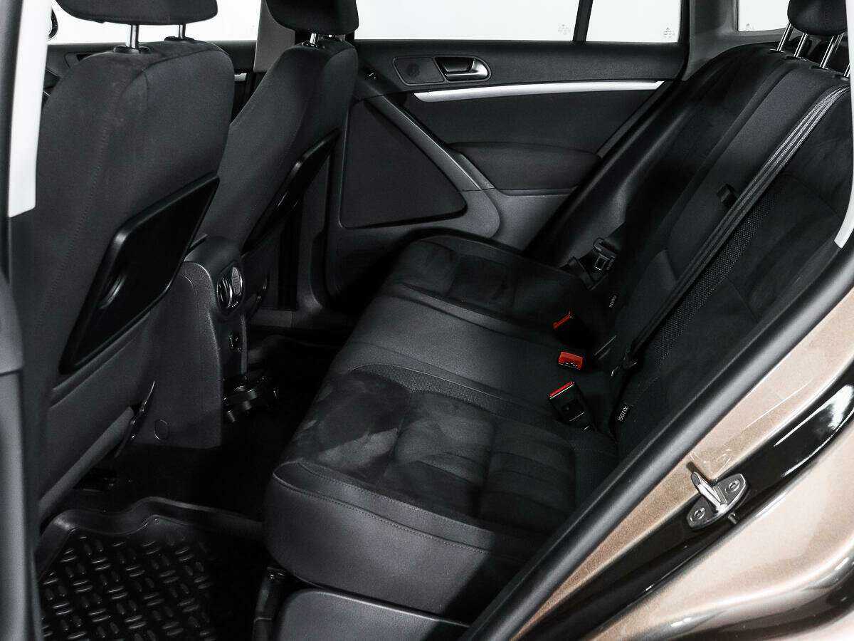 Volkswagen Tiguan, 2015 - Фото №10