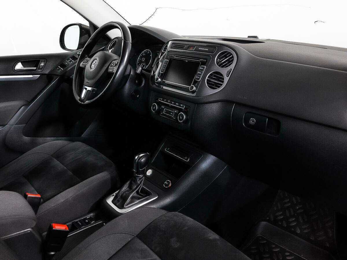 Volkswagen Tiguan, 2015 - Фото №11