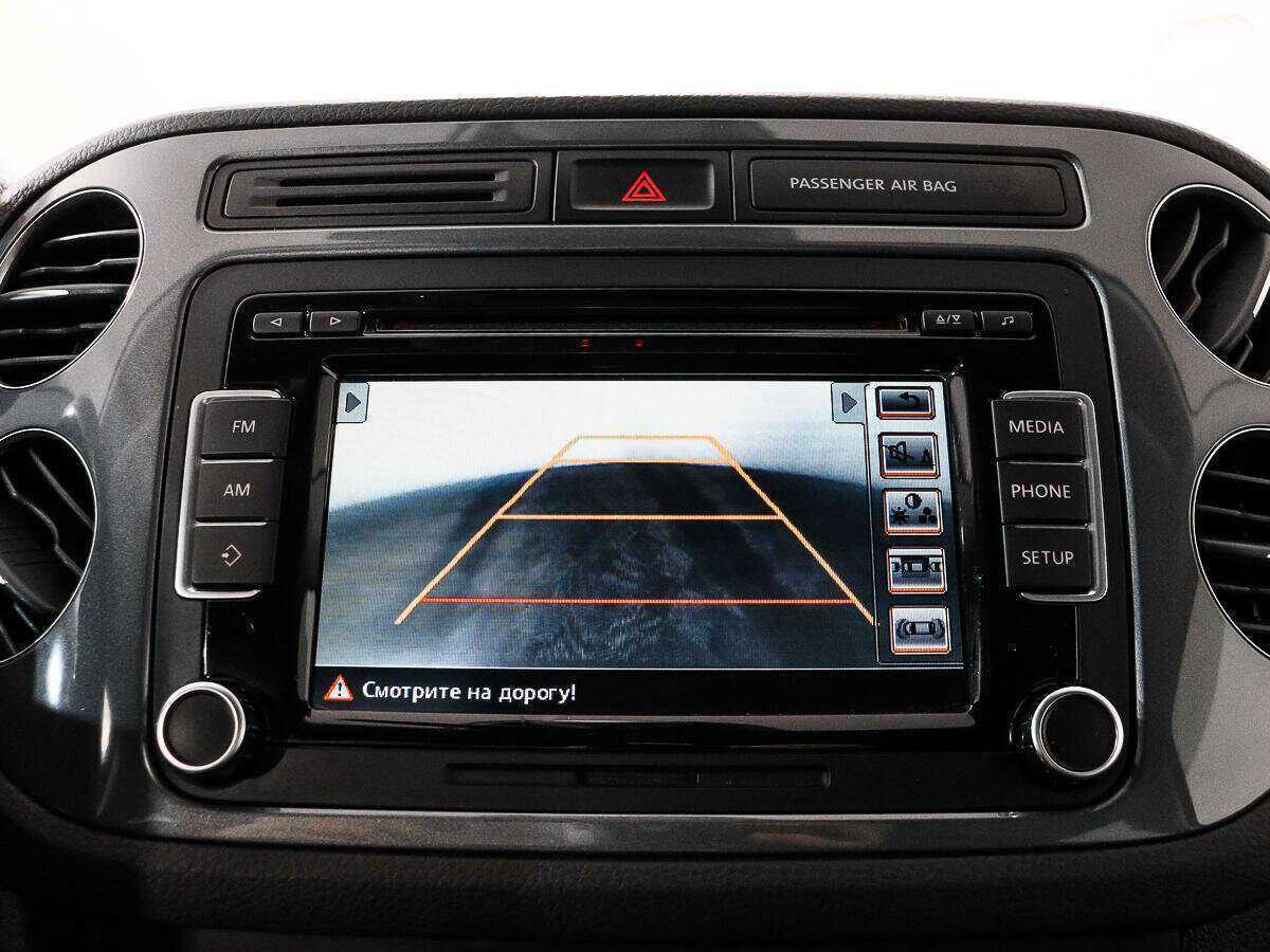 Volkswagen Tiguan, 2015 - Фото №15