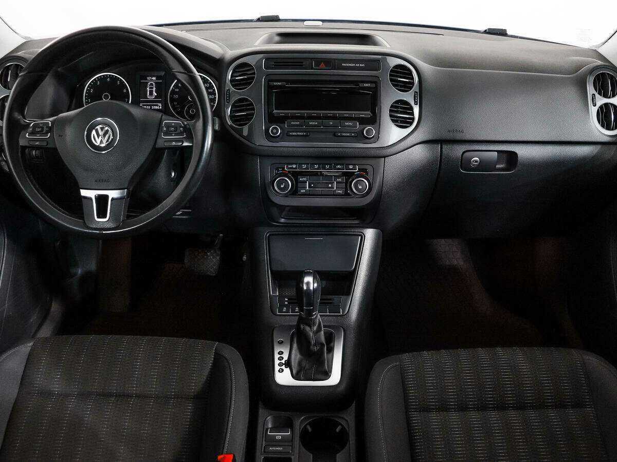 Volkswagen Tiguan, 2013 - Фото №11