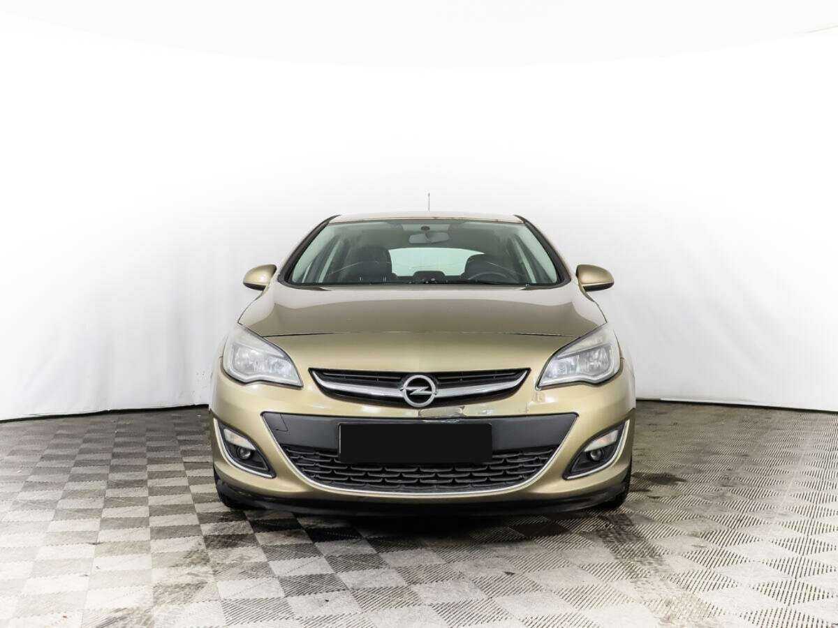 Opel Astra, 2013 - Фото №1