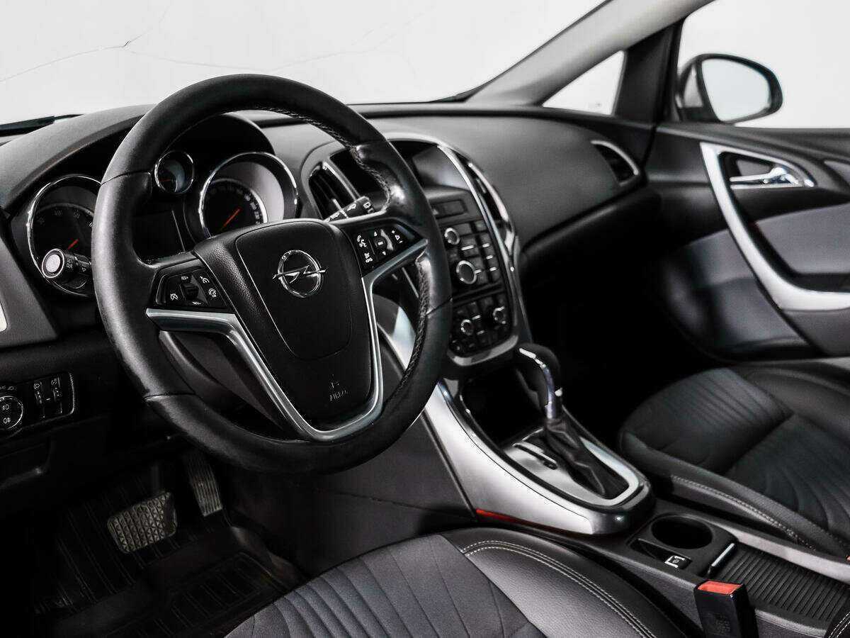 Opel Astra, 2013 - Фото №8