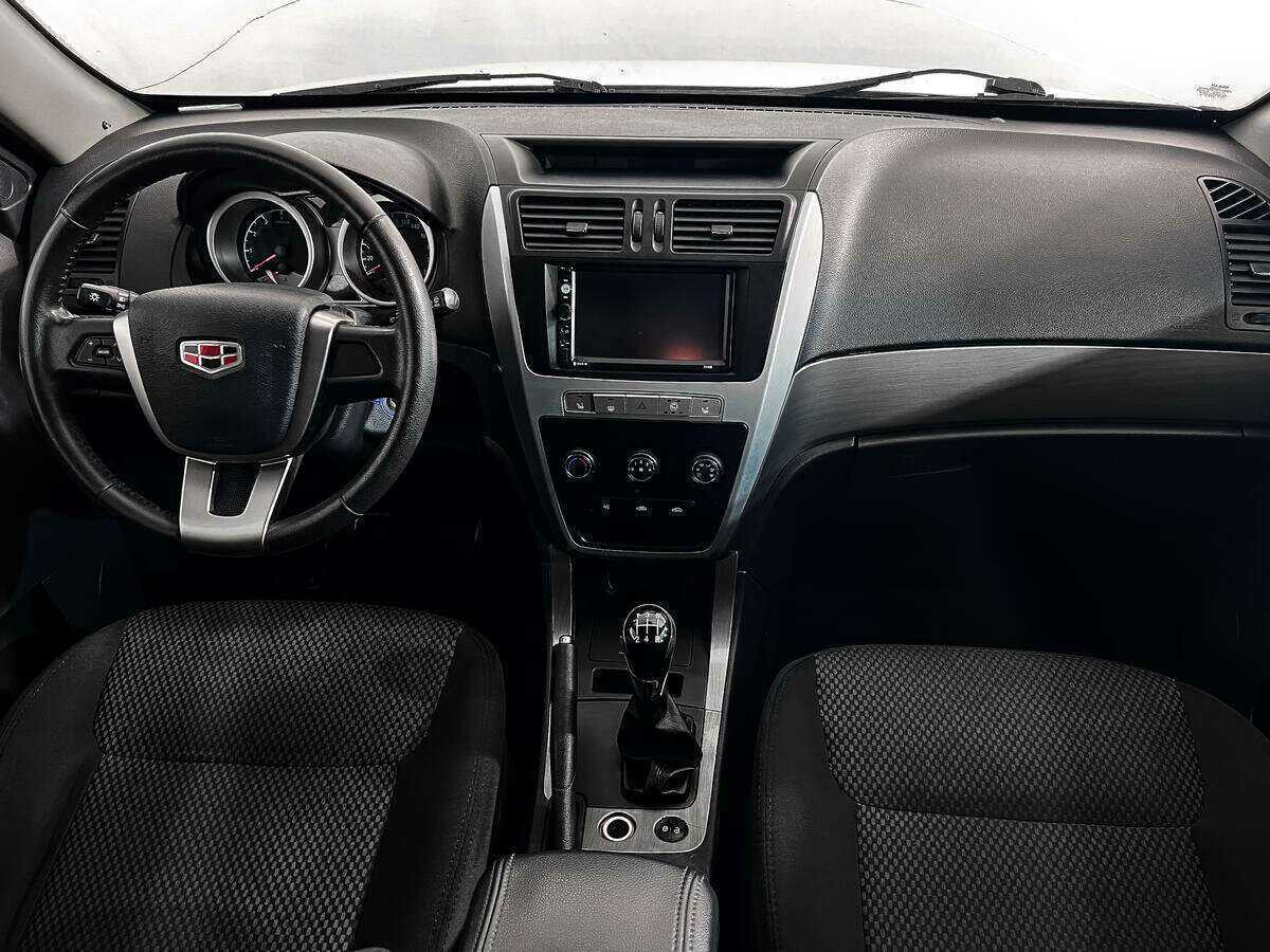 Geely Emgrand X7, 2015 - Фото №11
