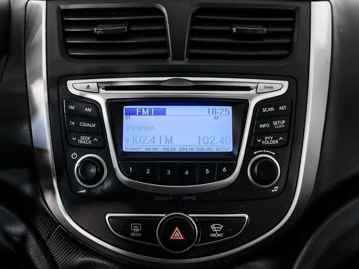 Hyundai Solaris, 2014 - Фото №11