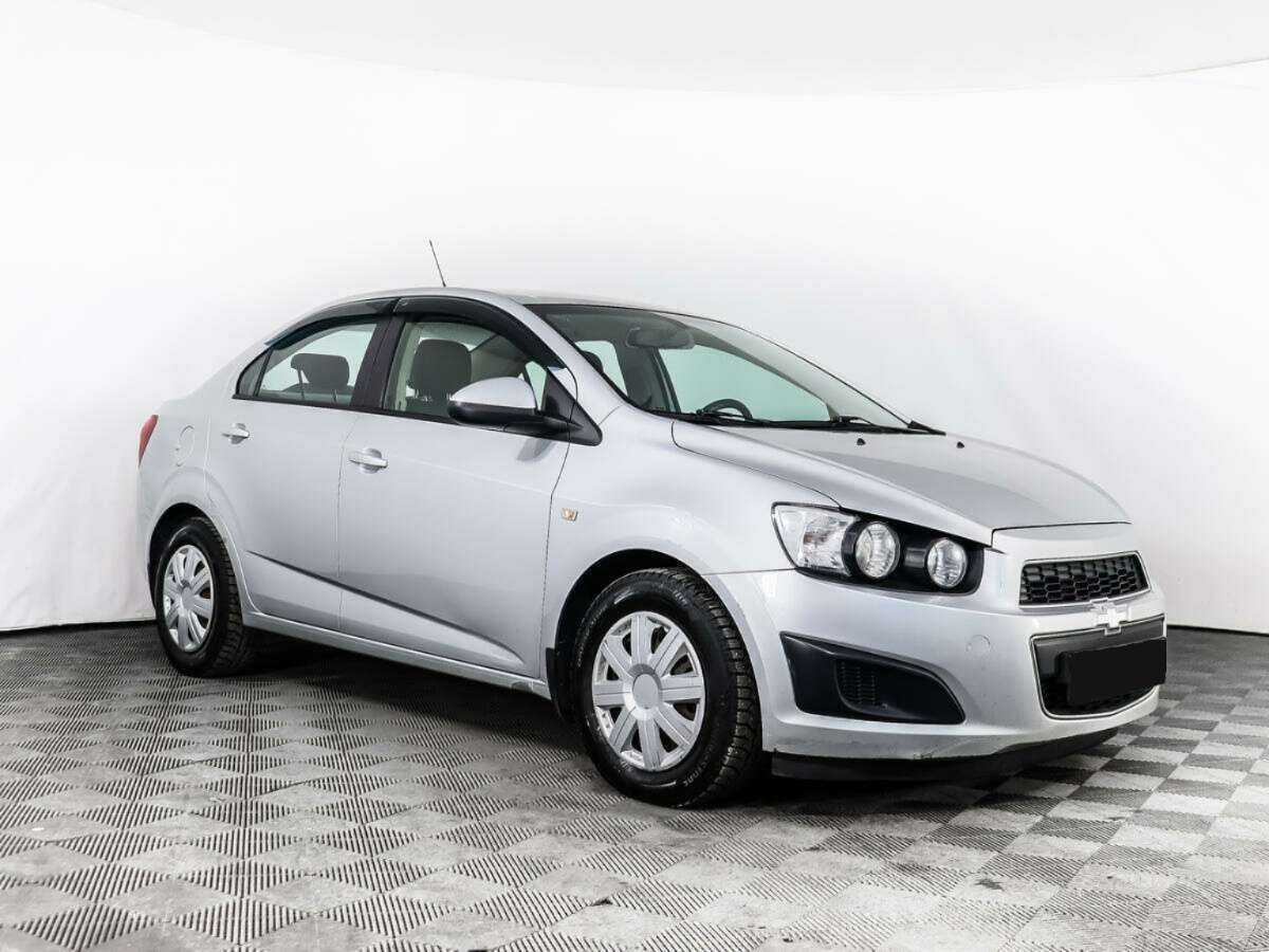 Chevrolet Aveo, 2013 - Фото №2