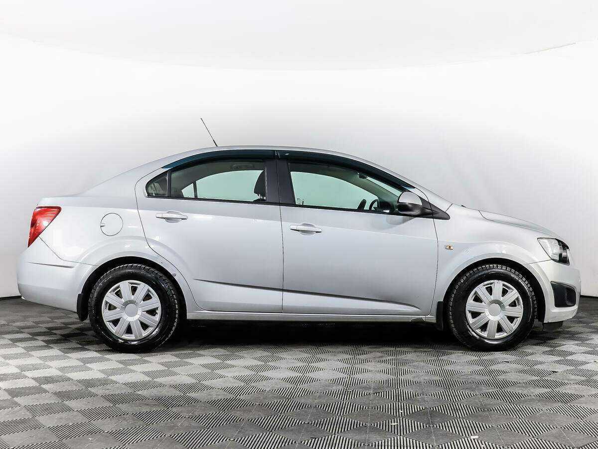 Chevrolet Aveo, 2013 - Фото №3