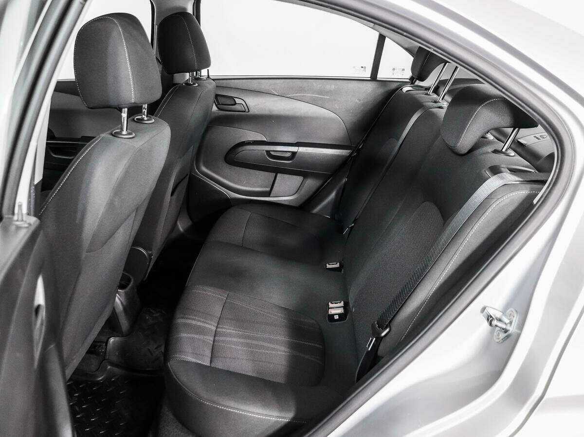 Chevrolet Aveo, 2013 - Фото №9