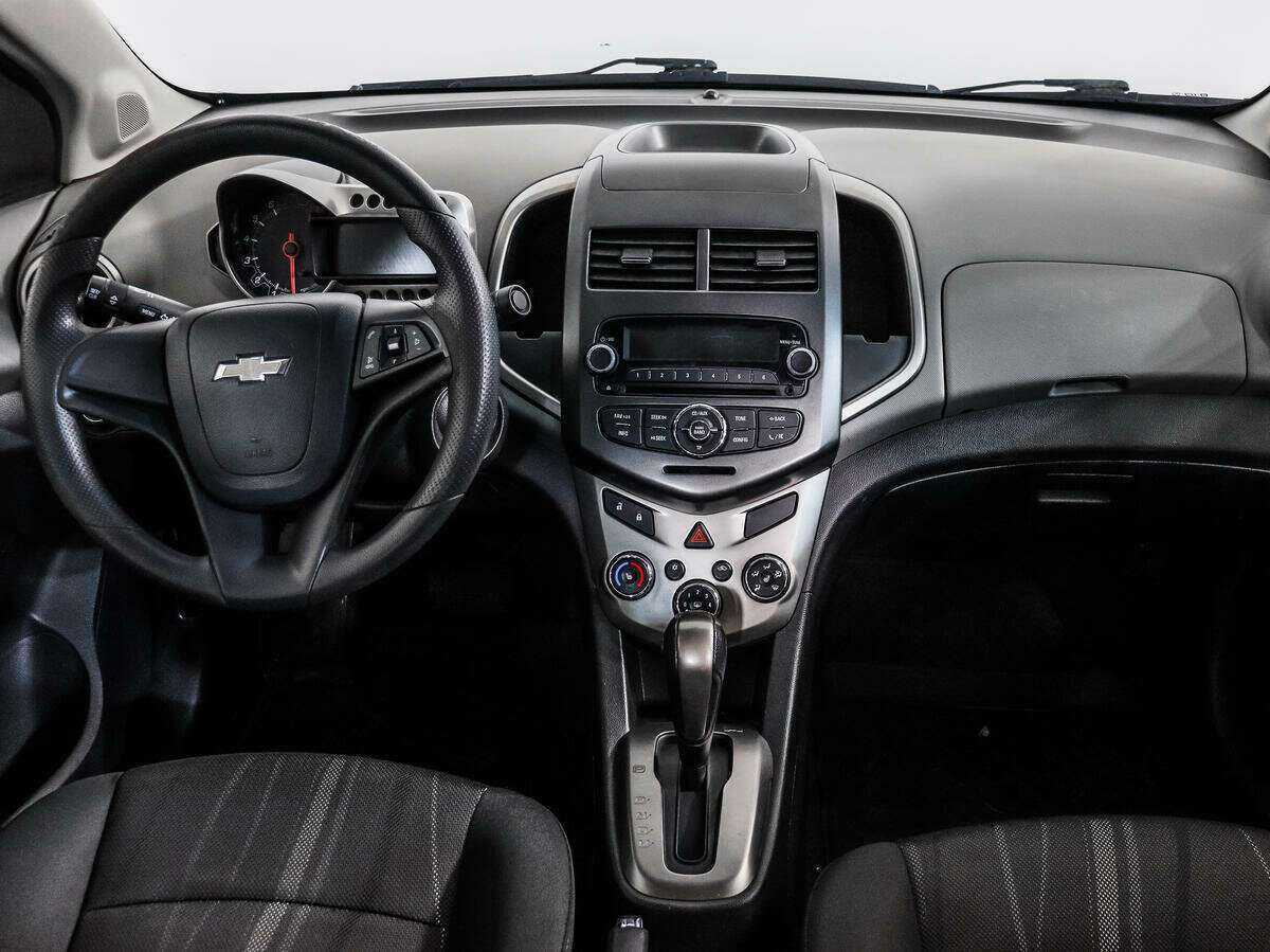 Chevrolet Aveo, 2013 - Фото №11