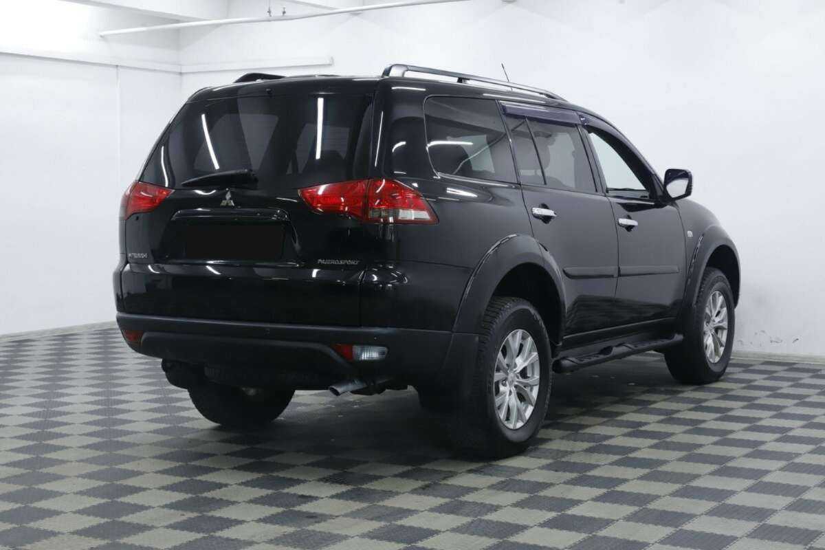 Mitsubishi Pajero Sport, 2015 - Фото №2