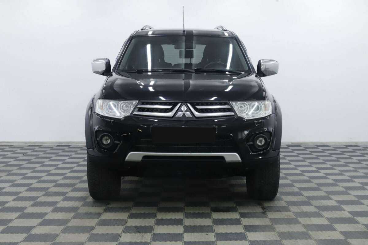 Mitsubishi Pajero Sport, 2015 - Фото №3