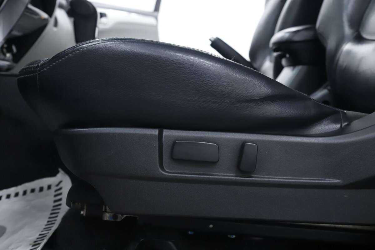 Mitsubishi Pajero Sport, 2015 - Фото №6