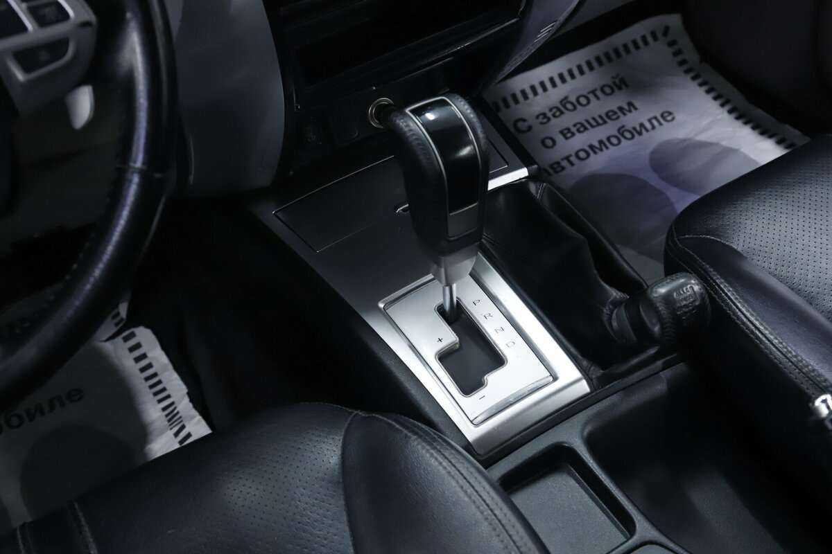 Mitsubishi Pajero Sport, 2015 - Фото №13