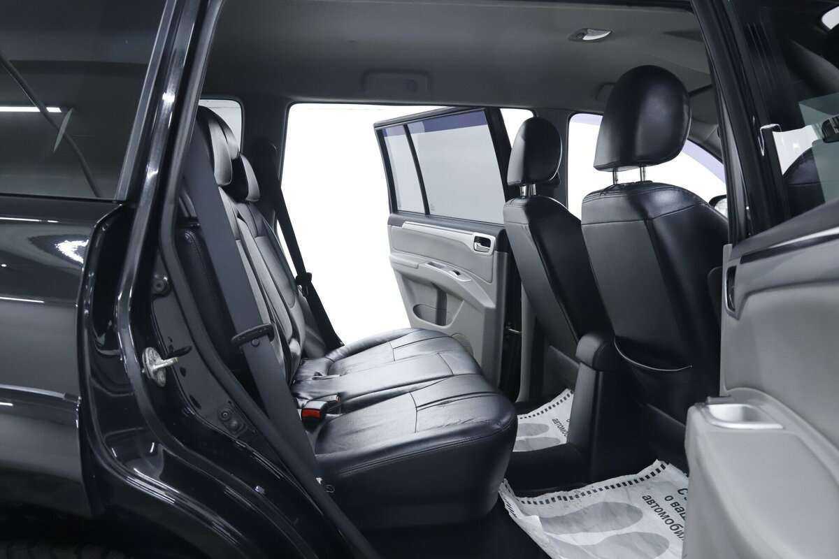 Mitsubishi Pajero Sport, 2015 - Фото №17