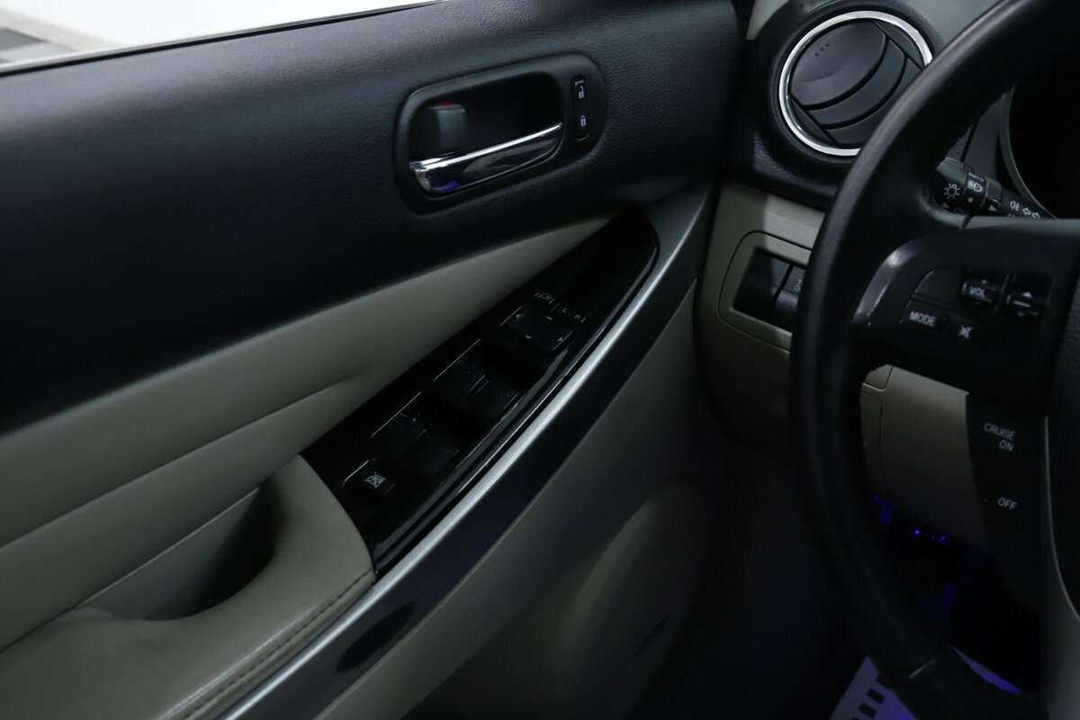 Mazda CX-7, 2012 - Фото №10