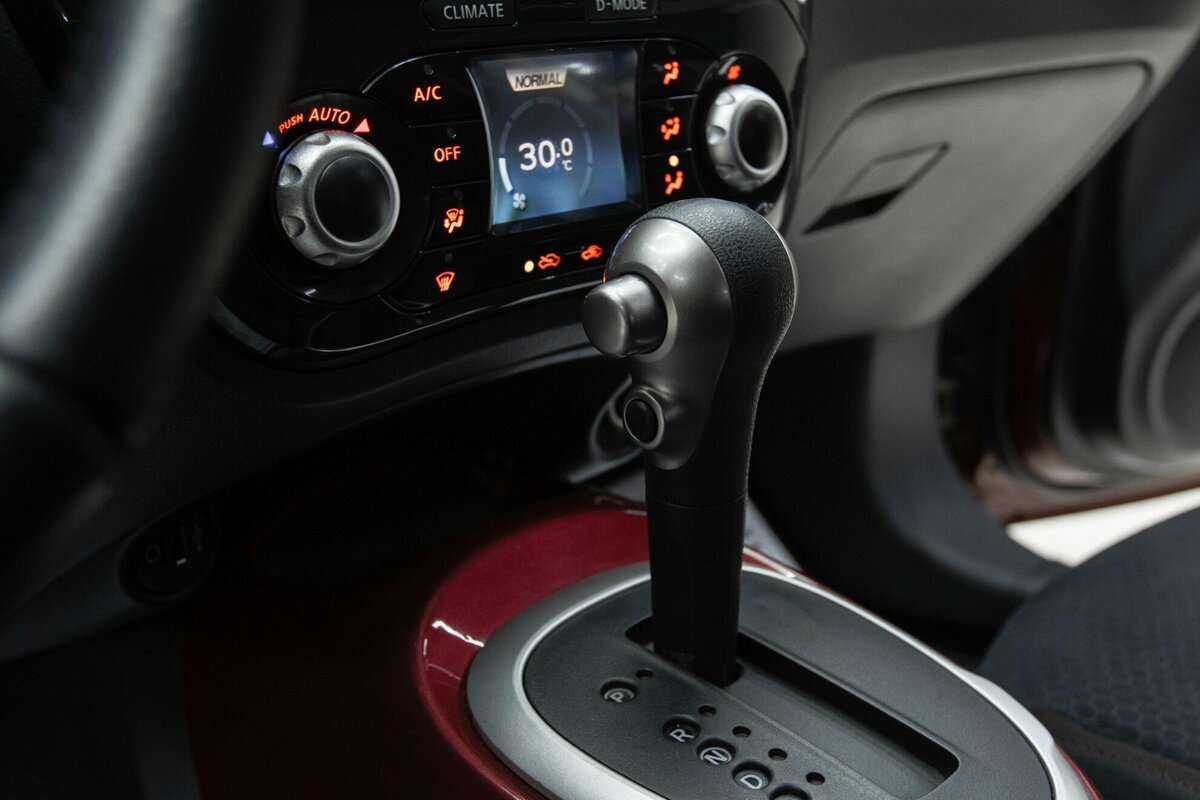 Nissan Juke, 2012 - Фото №11