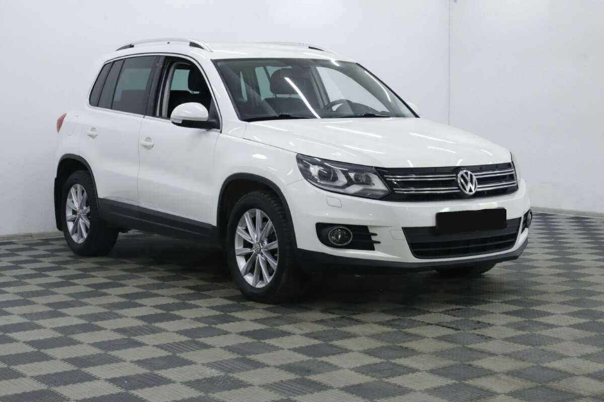 Volkswagen Tiguan, 2015 - Фото №2