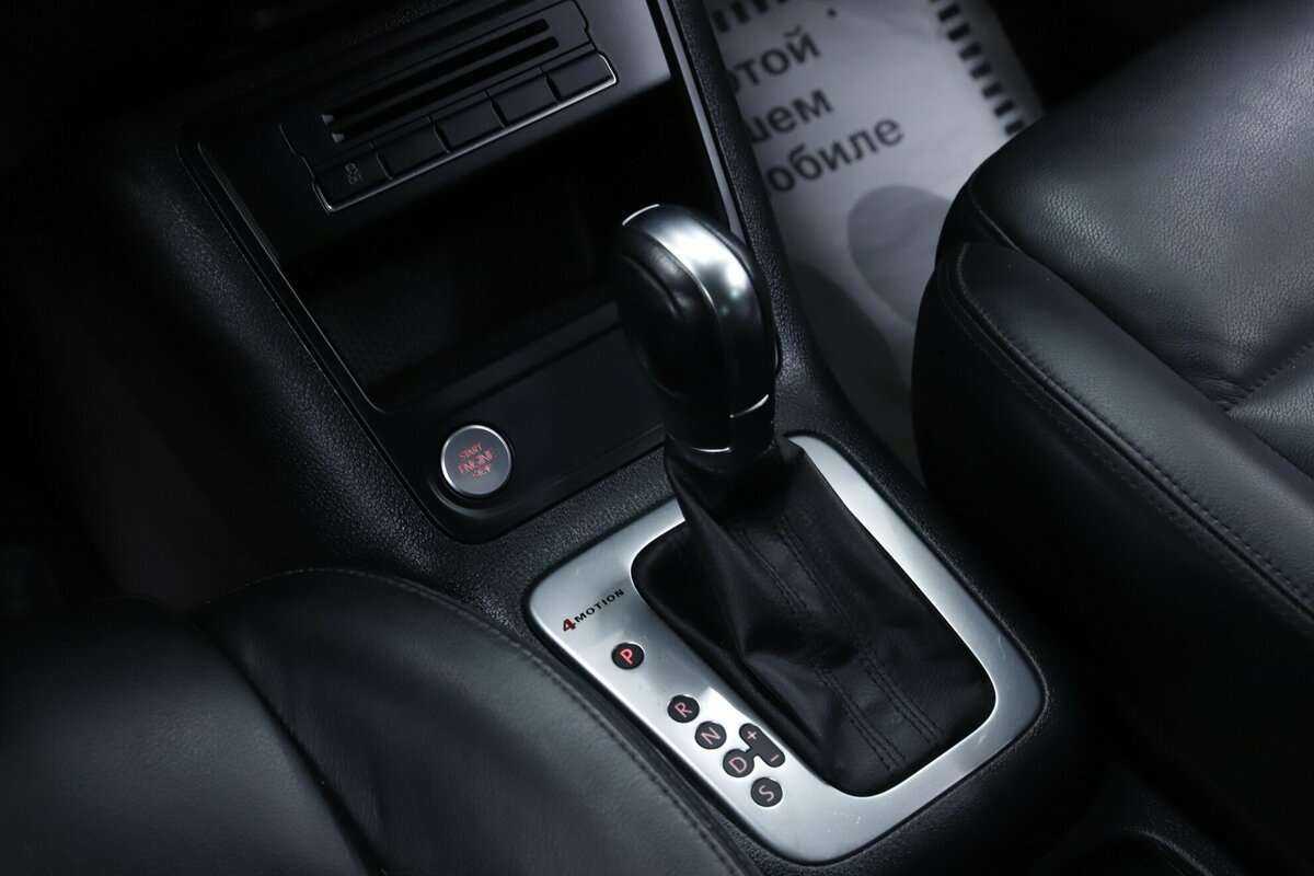 Volkswagen Tiguan, 2015 - Фото №13