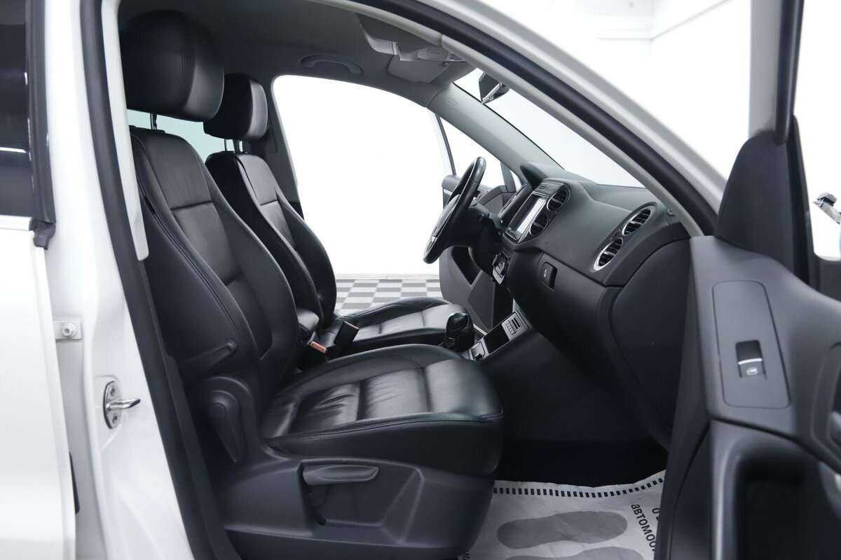 Volkswagen Tiguan, 2015 - Фото №16