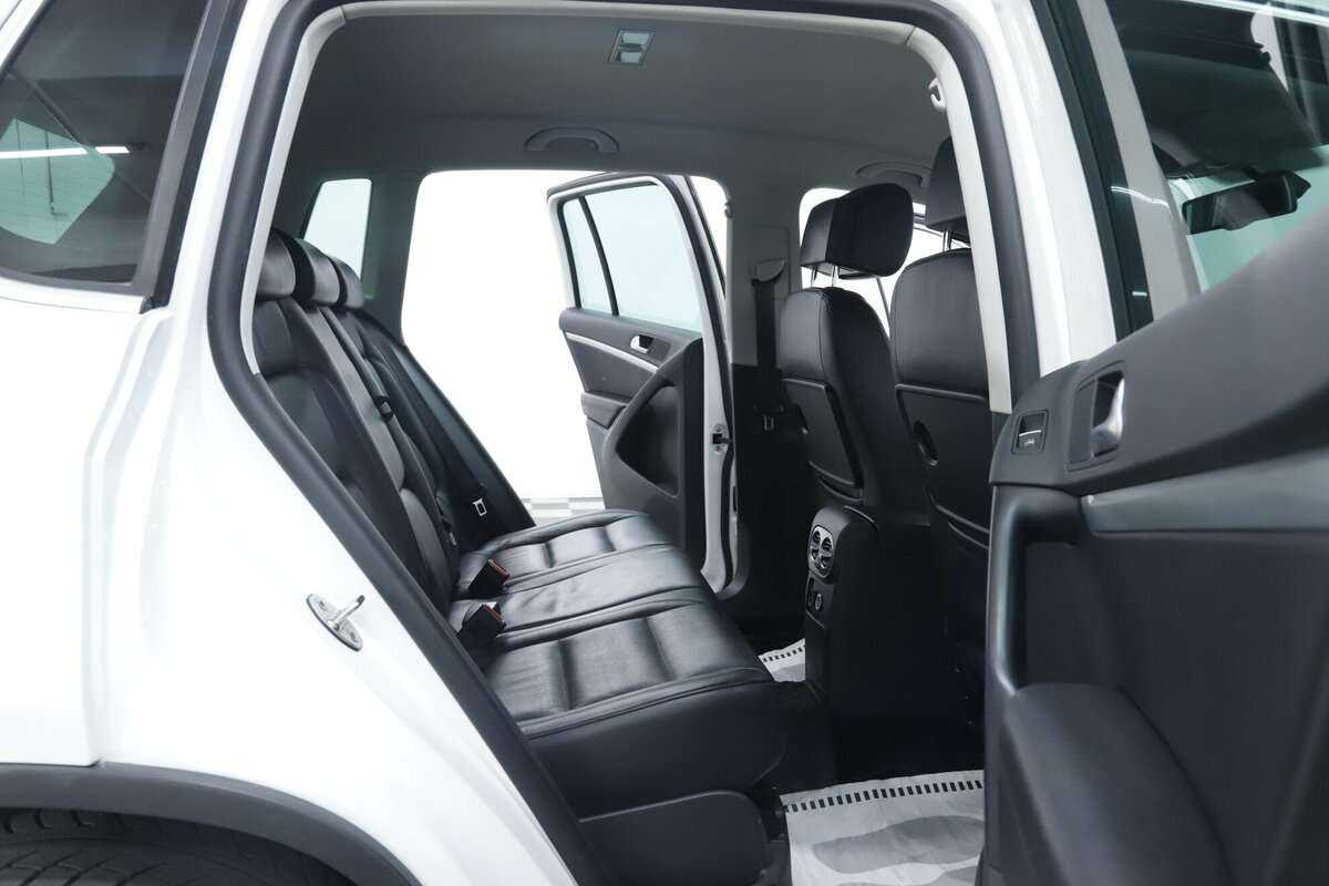 Volkswagen Tiguan, 2015 - Фото №17