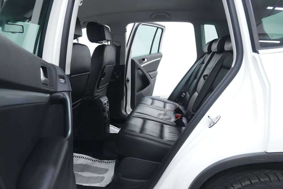 Volkswagen Tiguan, 2015 - Фото №18
