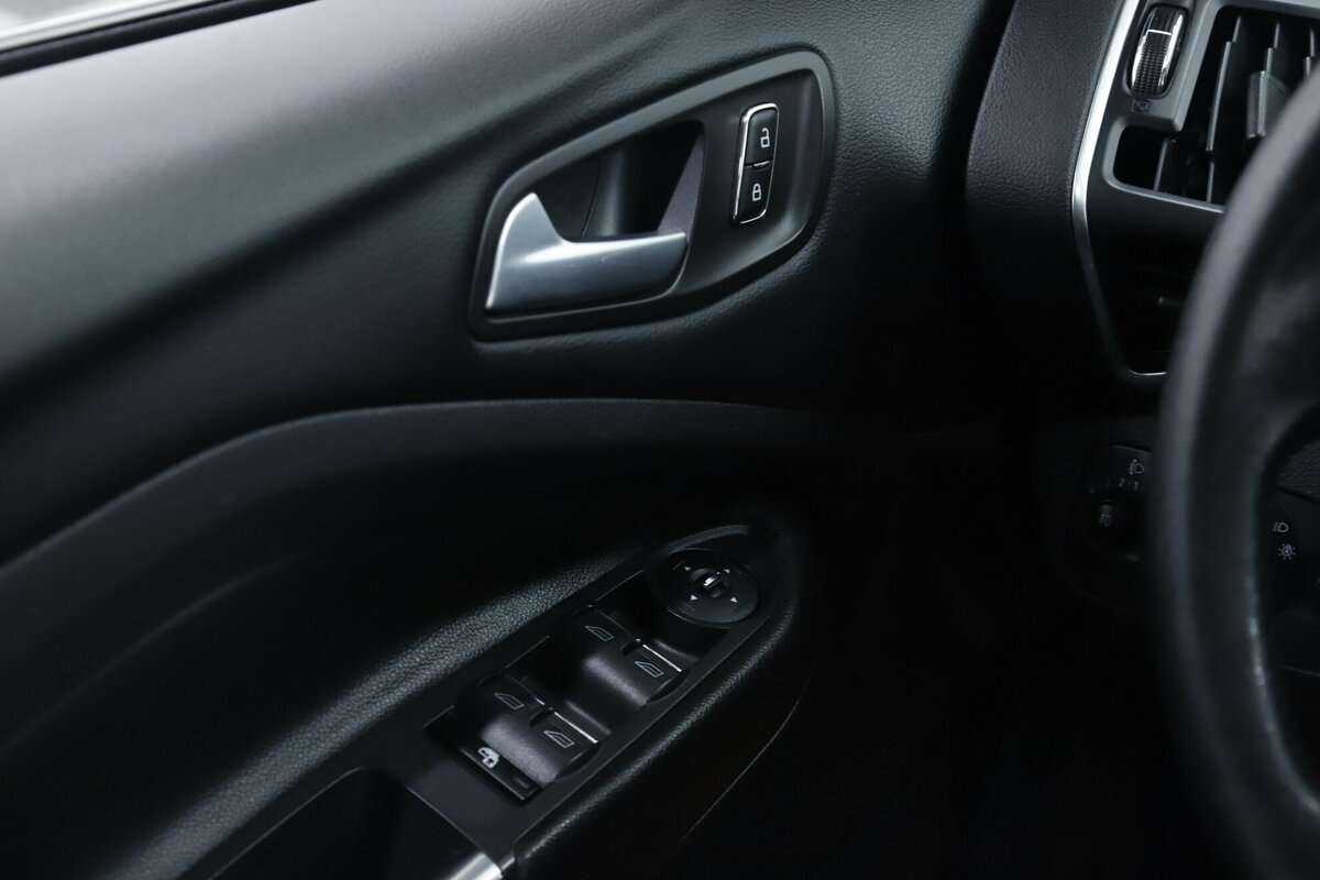 Ford Kuga, 2016 - Фото №9