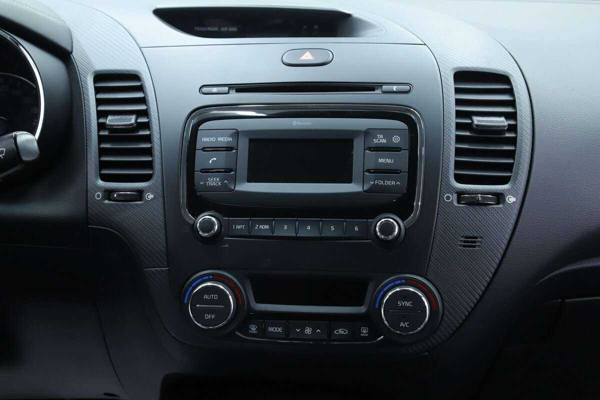 Kia Cerato, 2018 - Фото №11