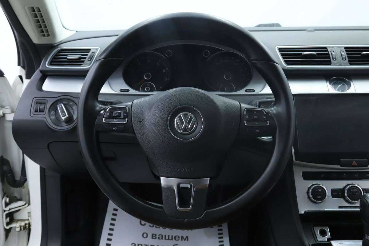 Volkswagen Passat CC, 2013 - Фото №10