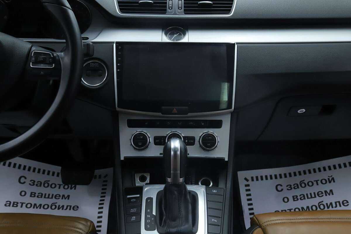 Volkswagen Passat CC, 2013 - Фото №11