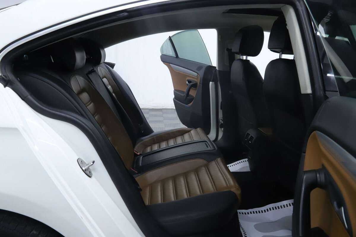 Volkswagen Passat CC, 2013 - Фото №15