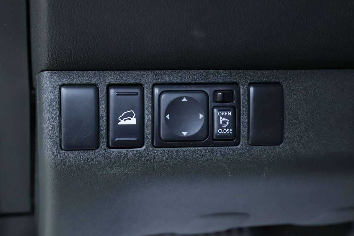 Nissan Pathfinder, 2012 - Фото №8