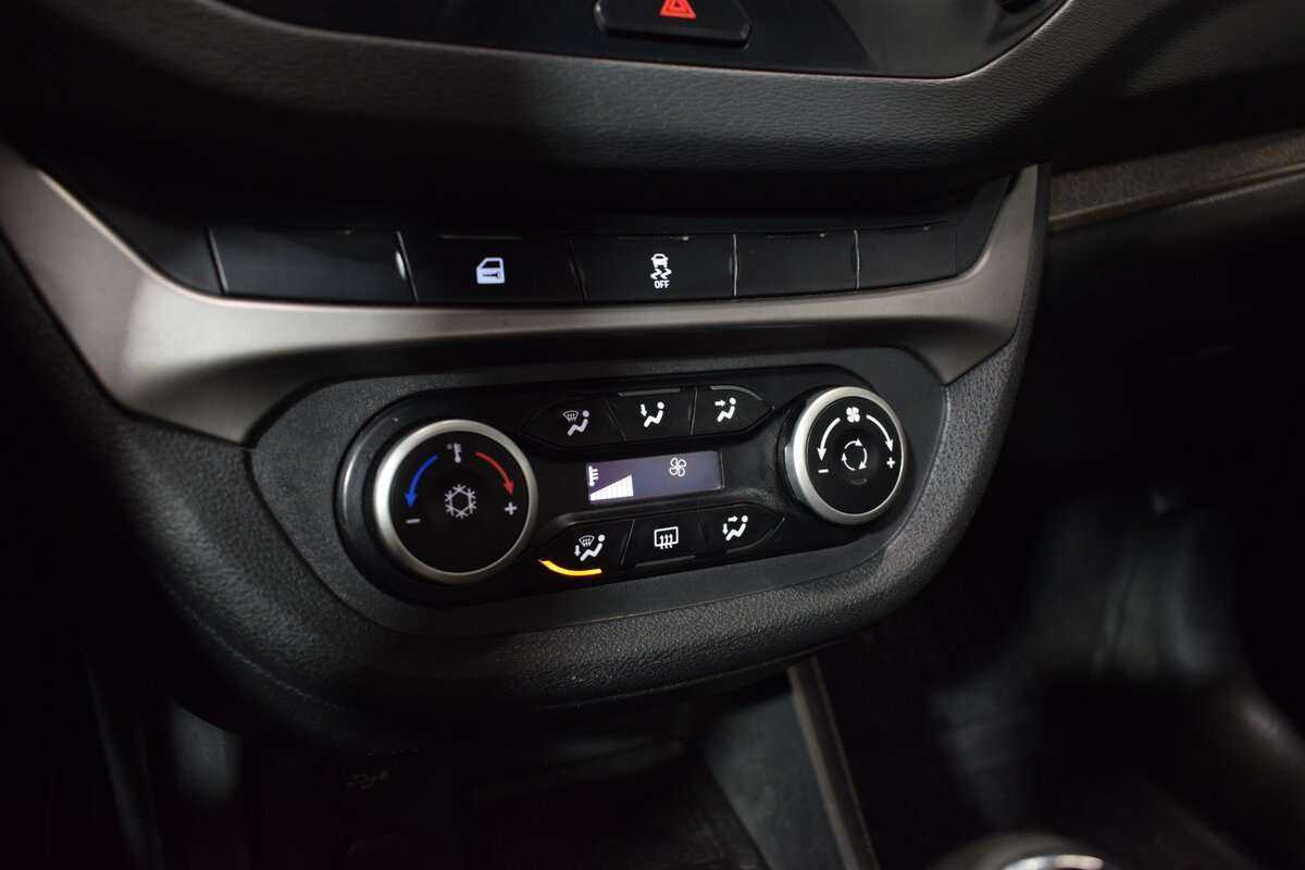 Lada (ВАЗ) Vesta, 2016 - Фото №15