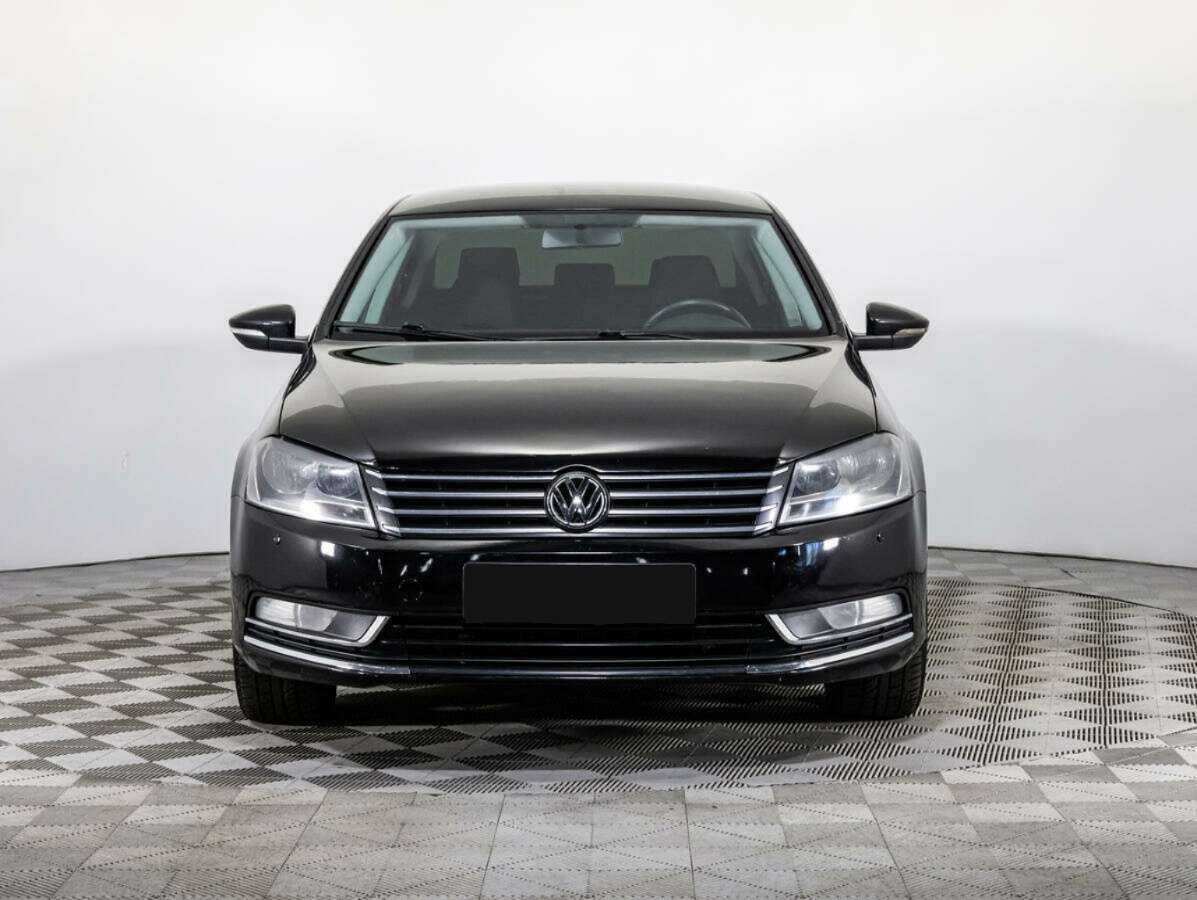 Volkswagen Passat, 2013 - Фото №1