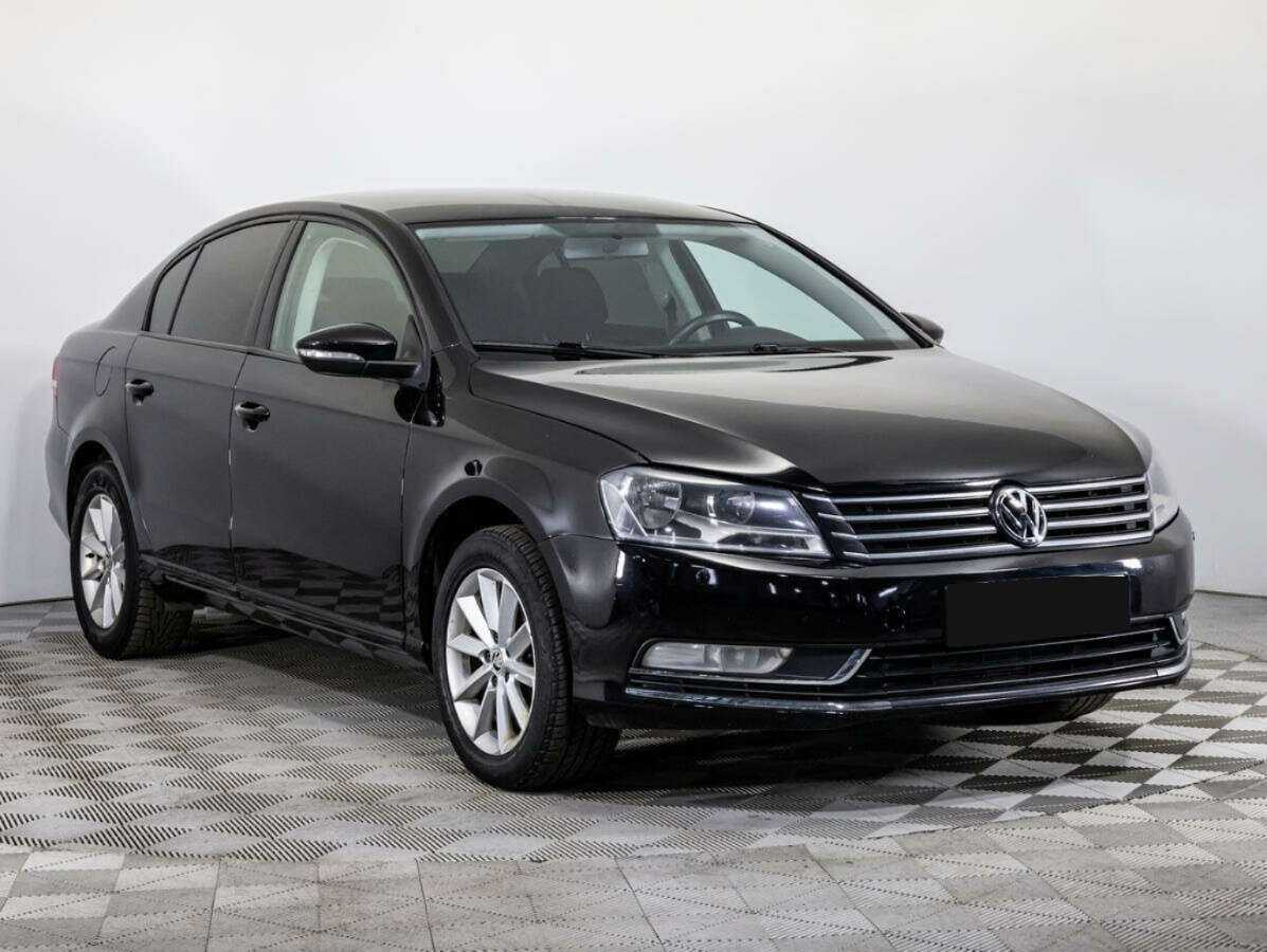 Volkswagen Passat, 2013 - Фото №2
