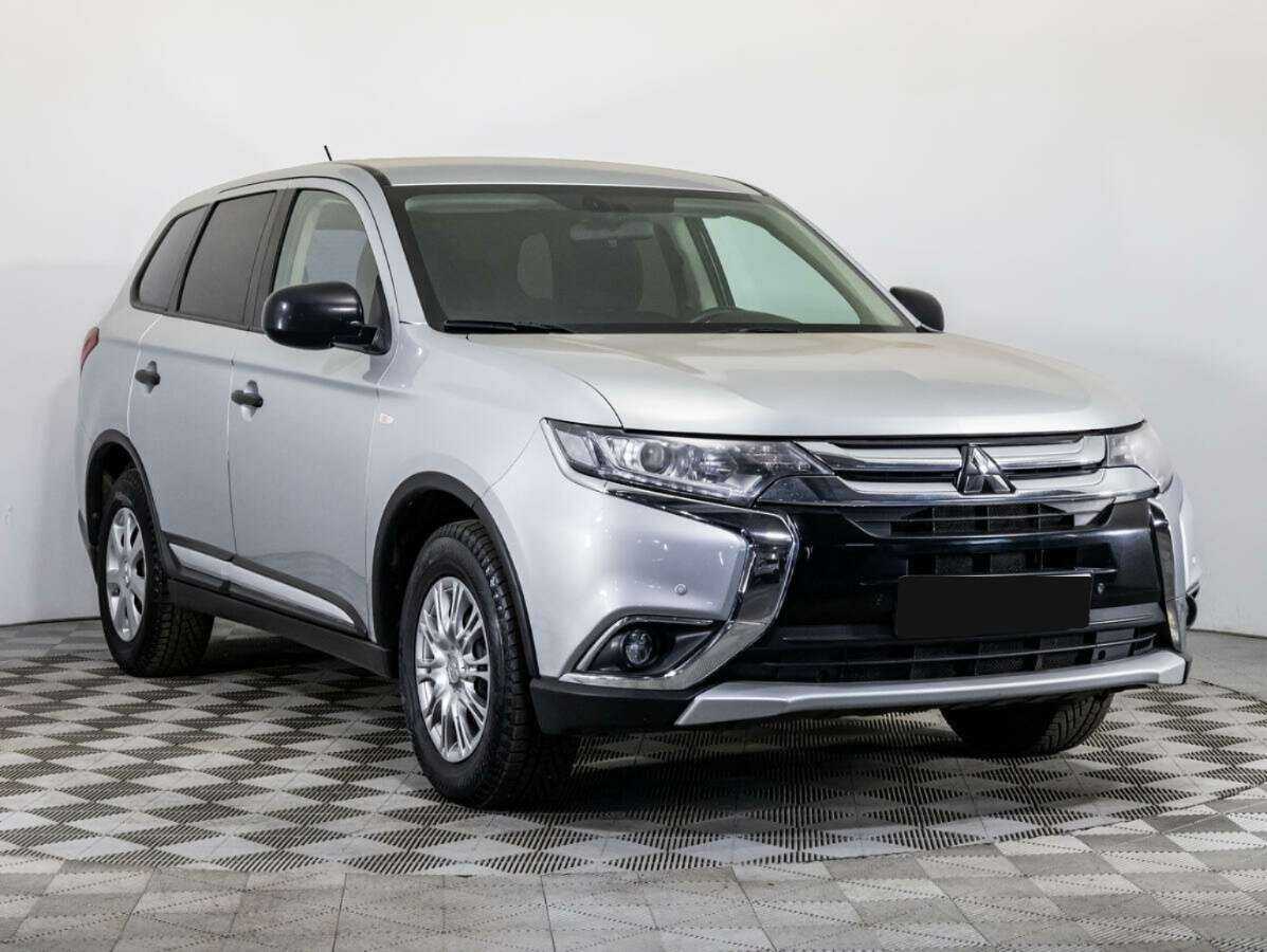 Mitsubishi Outlander, 2015 - Фото №2
