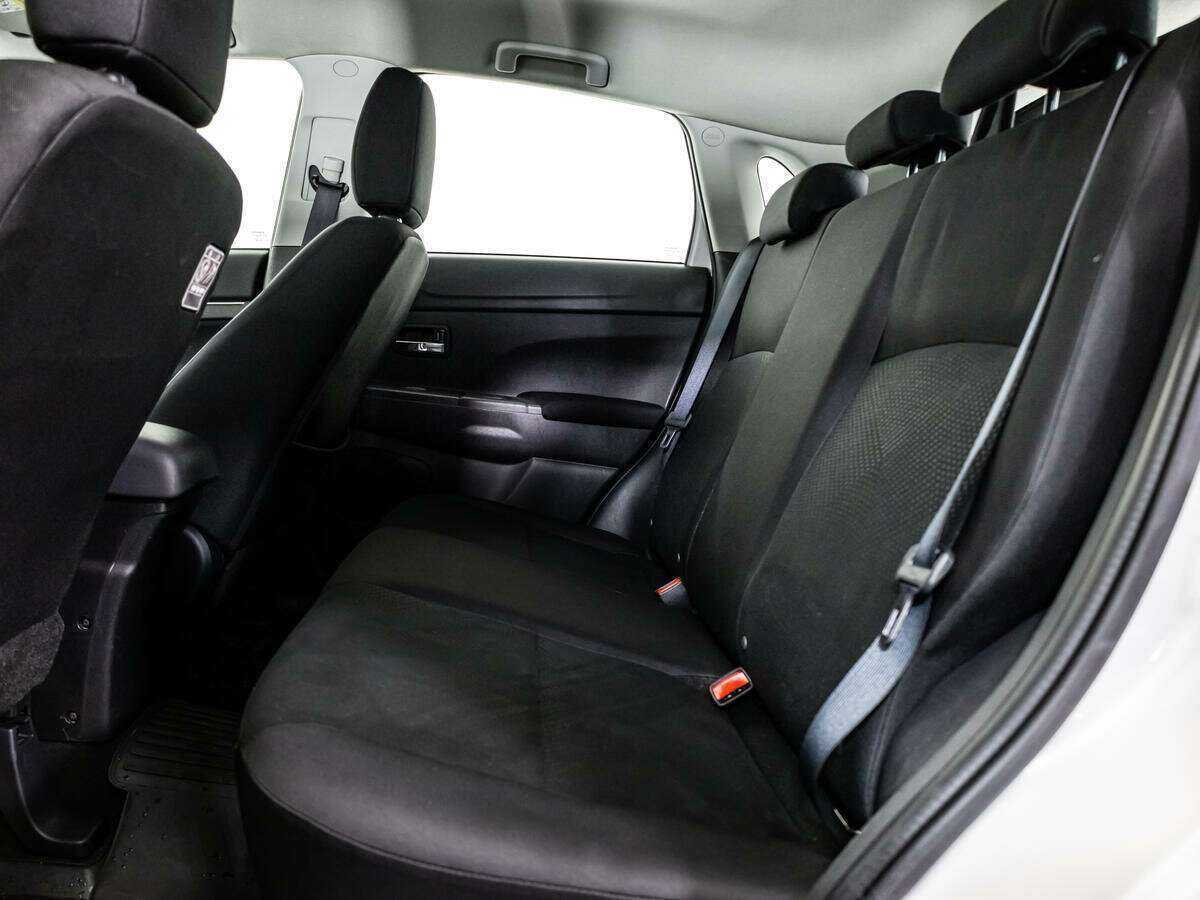 Mitsubishi ASX, 2014 - Фото №8