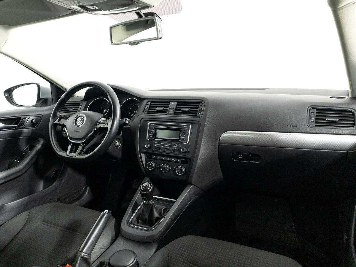Volkswagen Jetta, 2015 - Фото №8